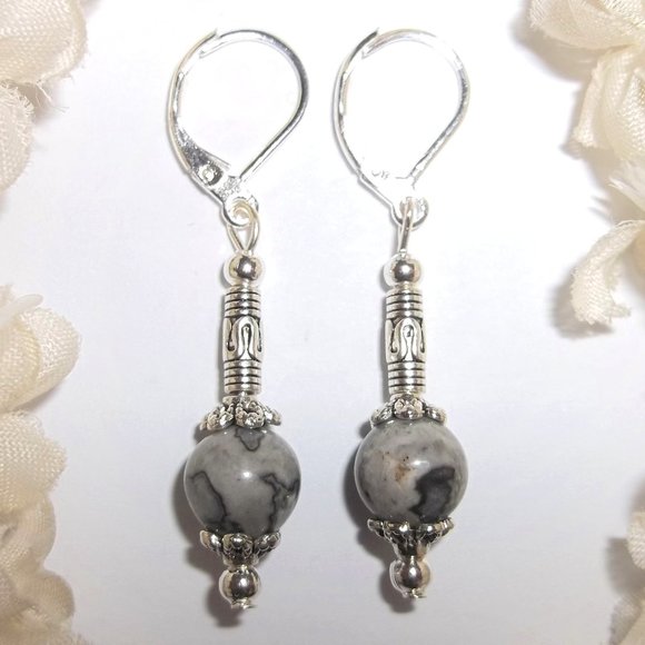 wvluckygirl Jewelry - Gray Earrings, Grey Earring, Gray, Grey, Earrings, Earrings, Dangle Earring 7438